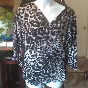 Used gently leopard print blouse